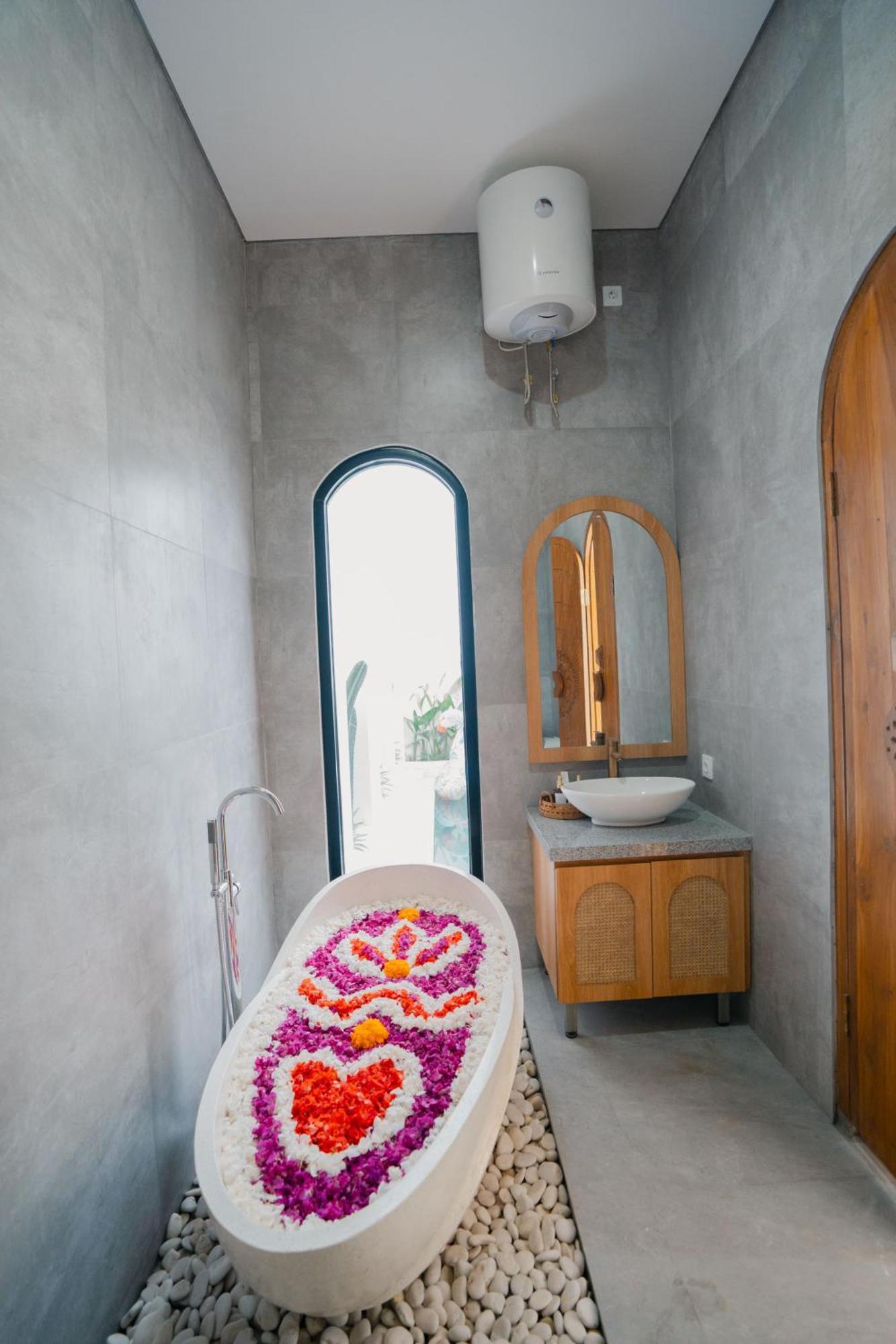 Graha Madeline Villa Ketewel Dış mekan fotoğraf
